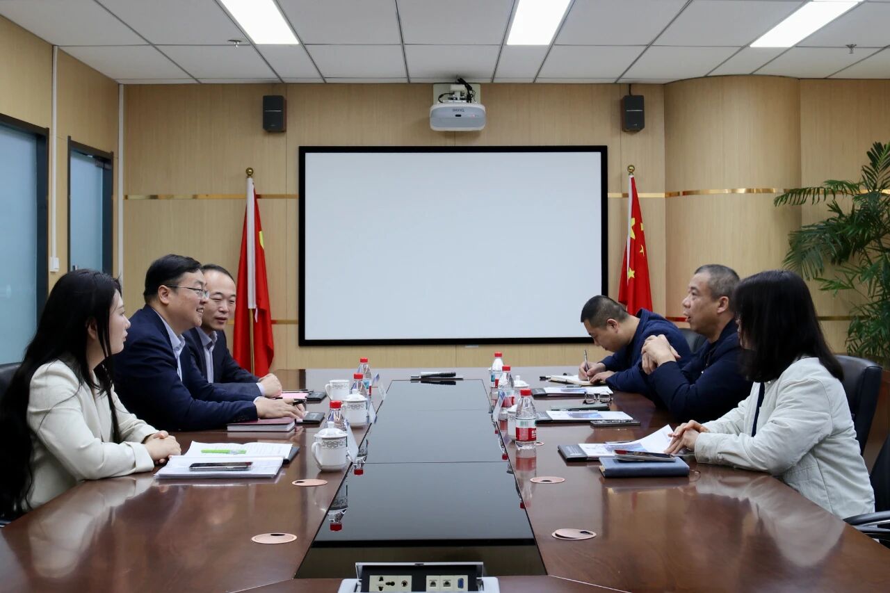 dcfbbe2023c1f6eef3edac33cb1d0336.jpg